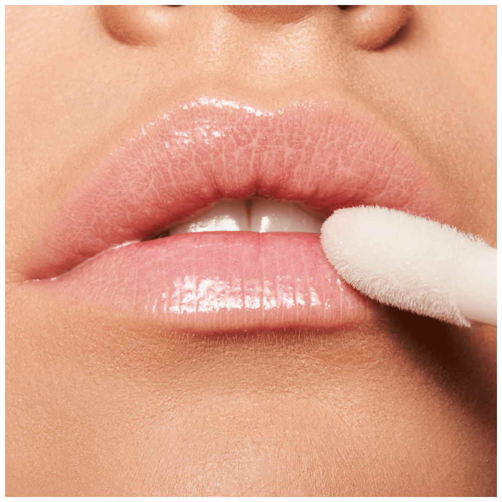 the super balm glossy lip treatment - Image 4